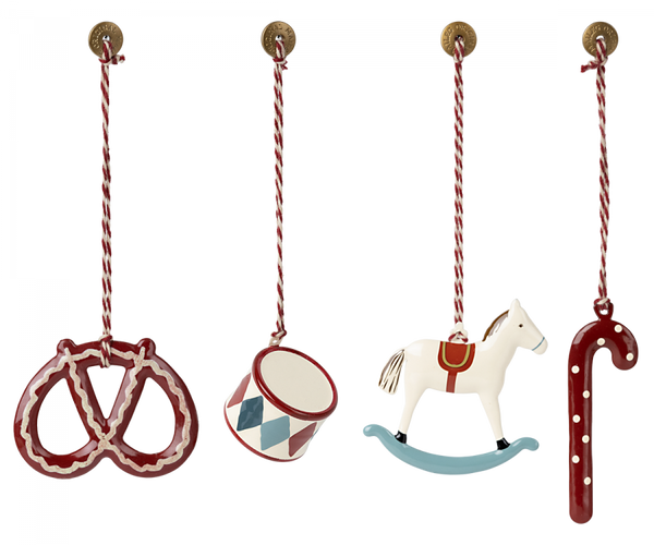 Peter's Ornaments - Metal Ornament Set - Premium  from Maileg 