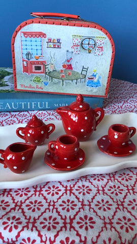 6F85B9A2-BE5E-421D-A351-  